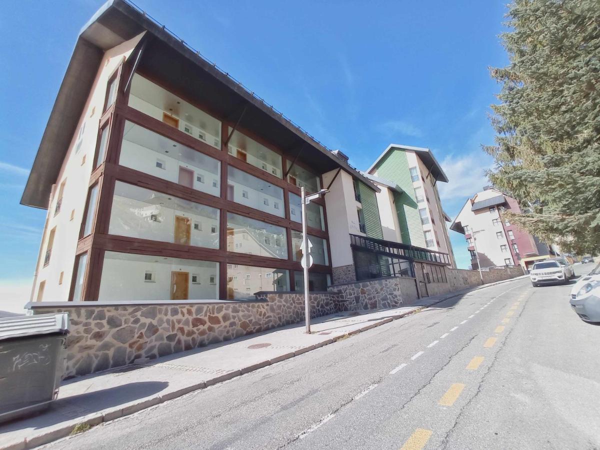 Estudio Superior Serraneu Σιέρρα Νεβάδα Εξωτερικό φωτογραφία